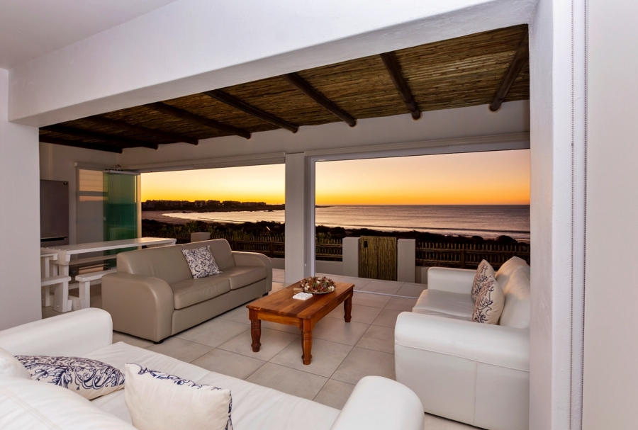 4 Bedroom Property for Sale in Britannia Bay Western Cape